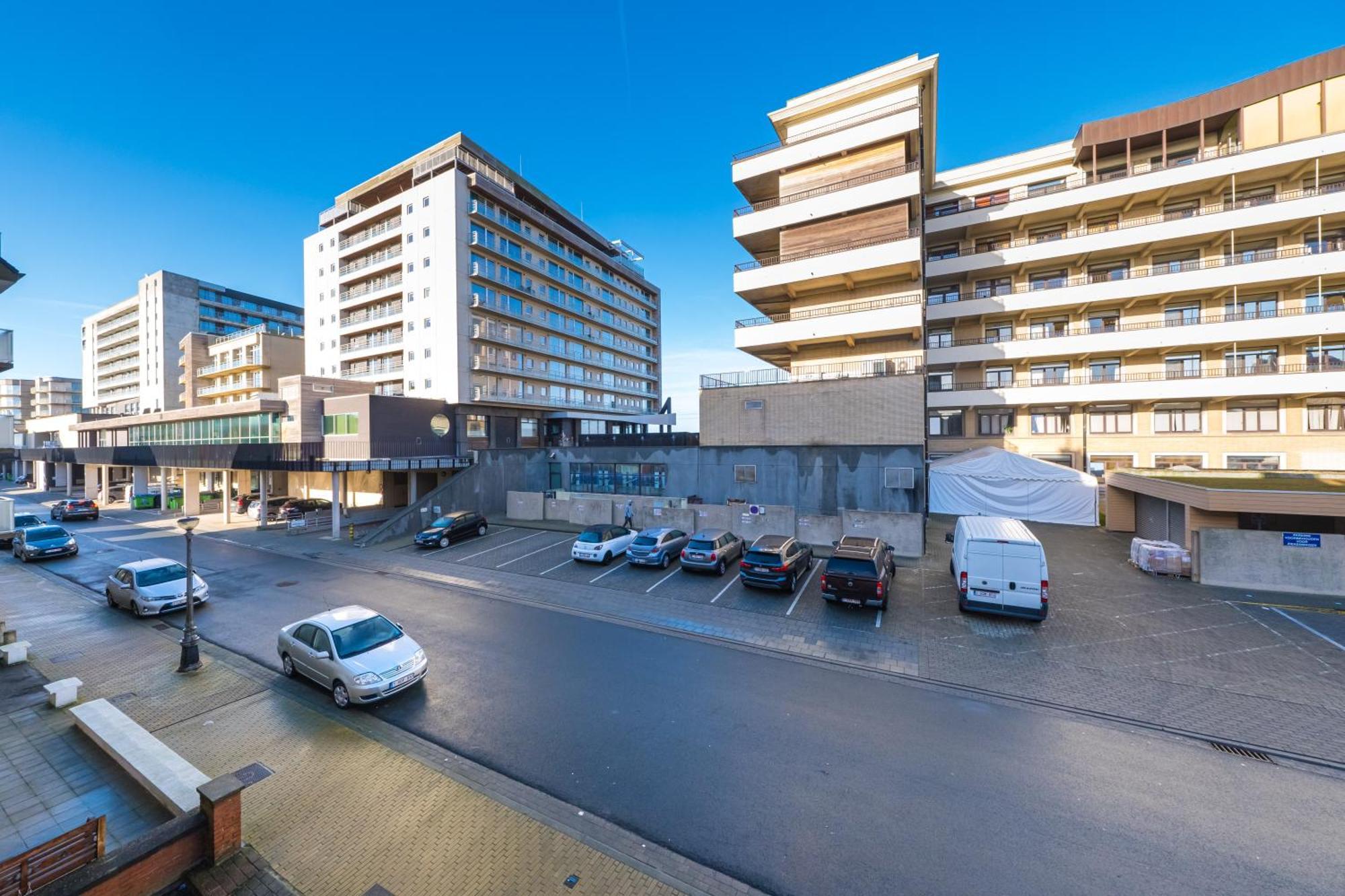 Apartamento Renovated 2-bedroom In