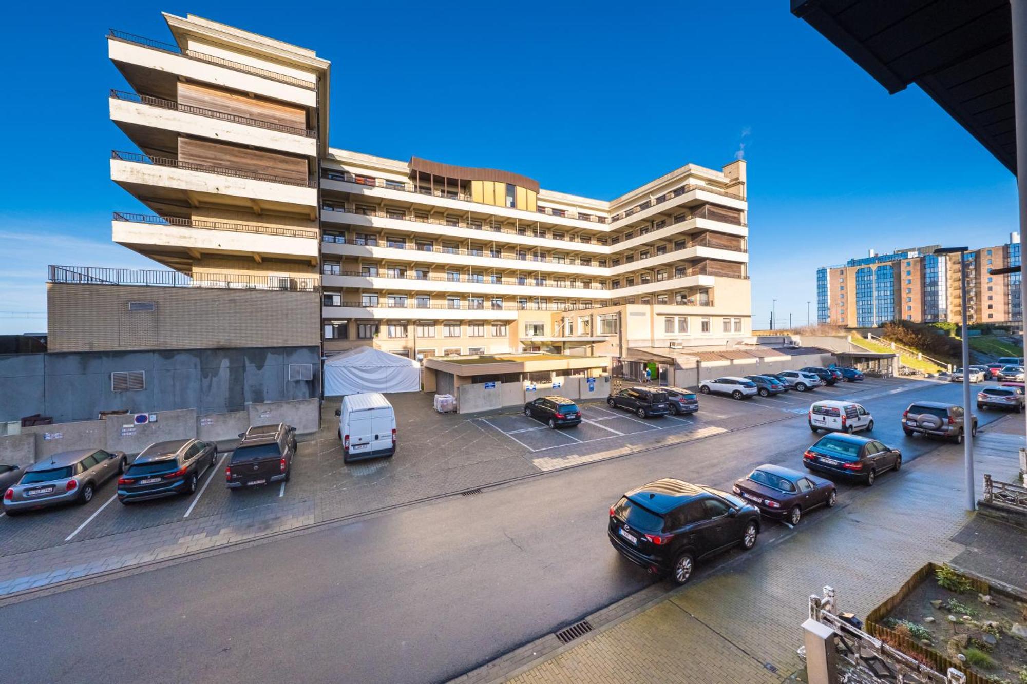 Renovated 2-bedroom In Ostende