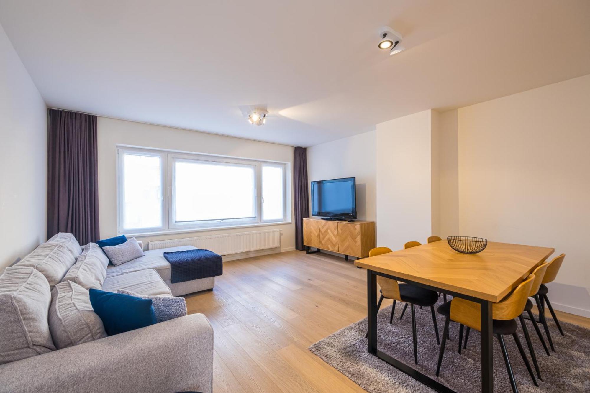 Apartamento Renovated 2-bedroom In